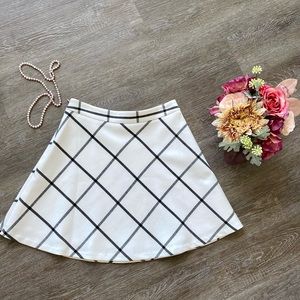 [loft] flare black and white striped skirt
